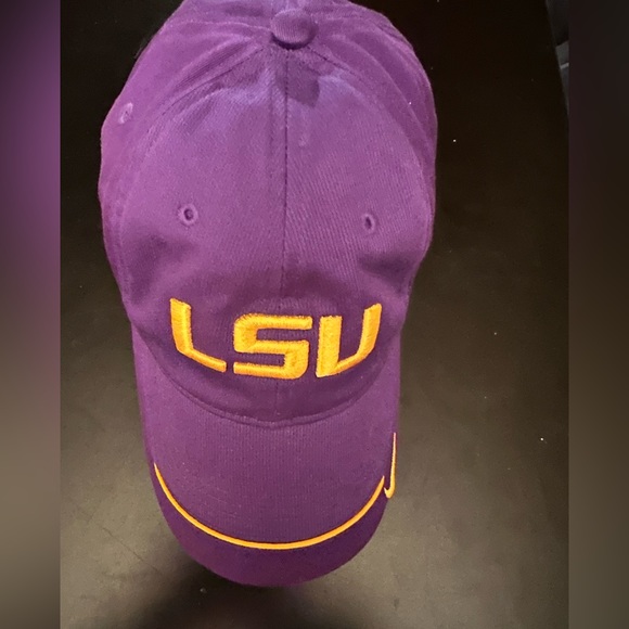 Nike LSU hat - Picture 1 of 3